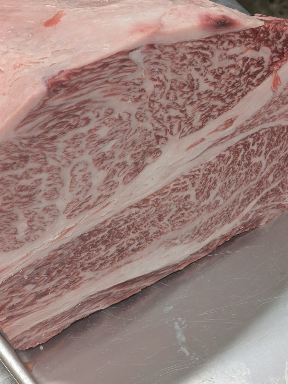 霜降り和牛のブロック肉
